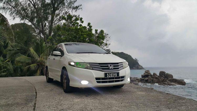 2010 HONDA CITY