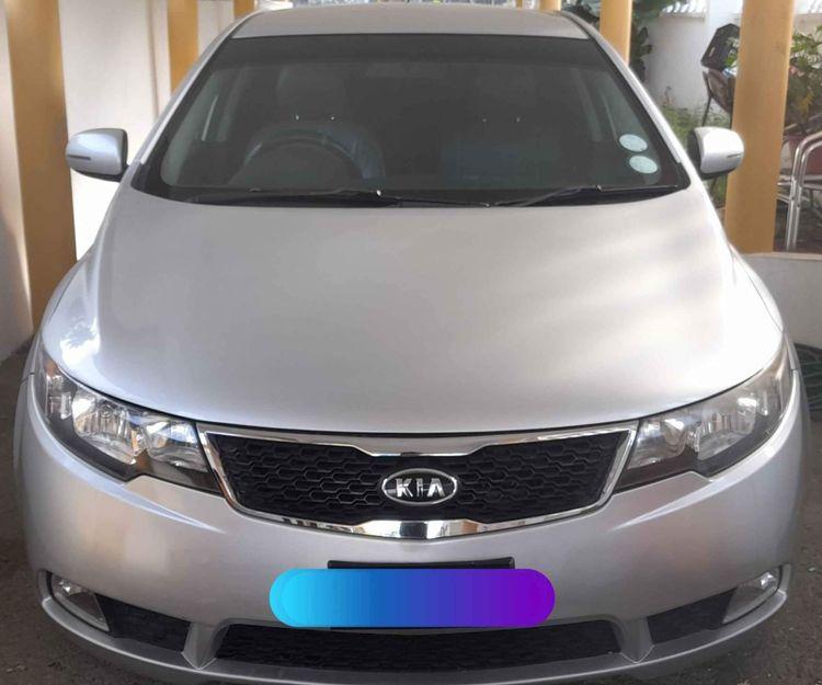 2010 KIA CERATO