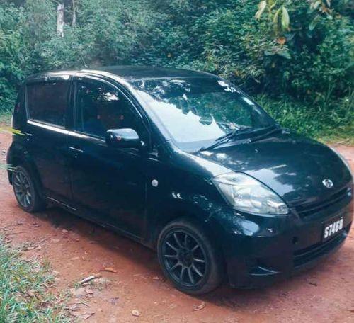 2005 DAIHATSU SIRION